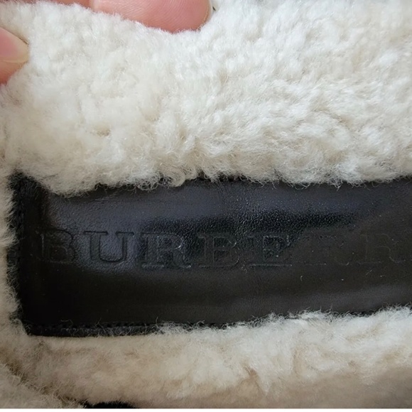 Burberry Ankle leather boot - Picture 2 of 6